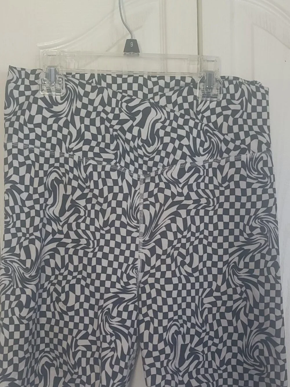 SO Women's XL Black White Optical Illusion Checkerboard Bike Shorts Stretch